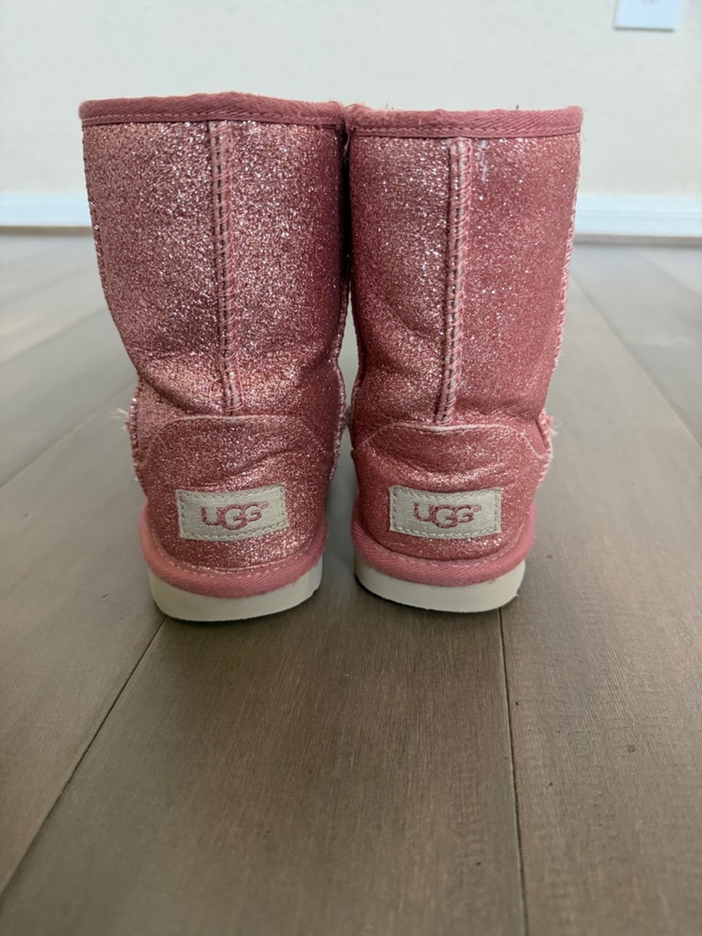 UGG Kids Glitter Pink Booties - Picture 3 of 7